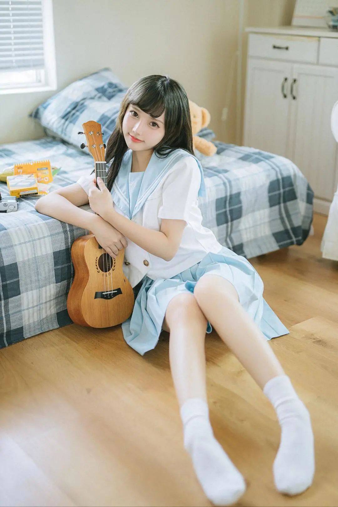 掀jk制服打开双腿露内内掀jk制服，打开双腿露内内，一场独特的感官盛宴
