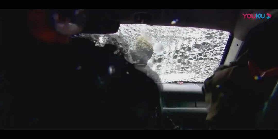 我们的爱情有点疯狂我们的爱情有点疯狂-第2张图片