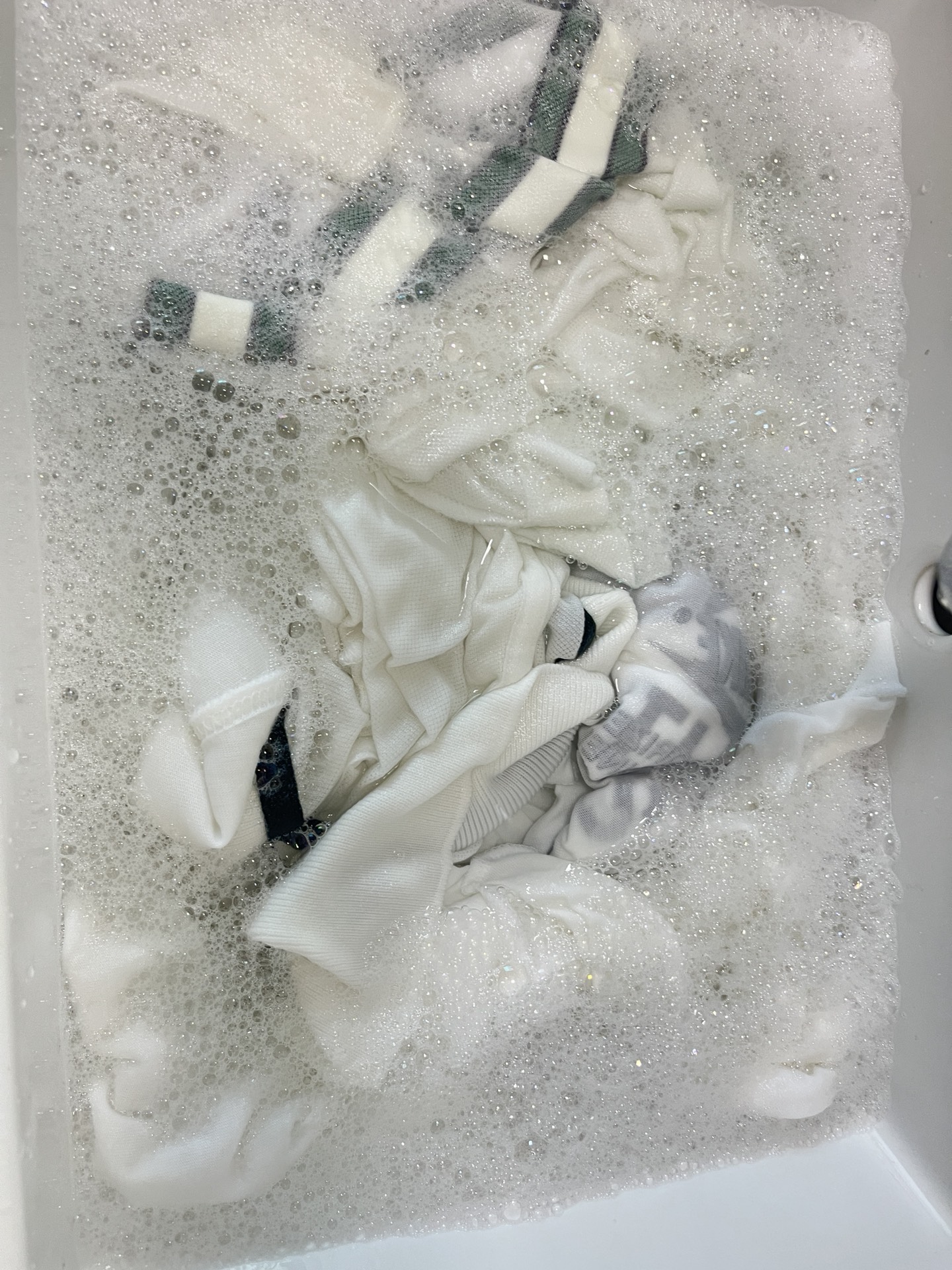 蓝月亮心水主论坛,第一顶尖高手蓝月亮心水论坛，探索心灵交流的海洋-第3张图片