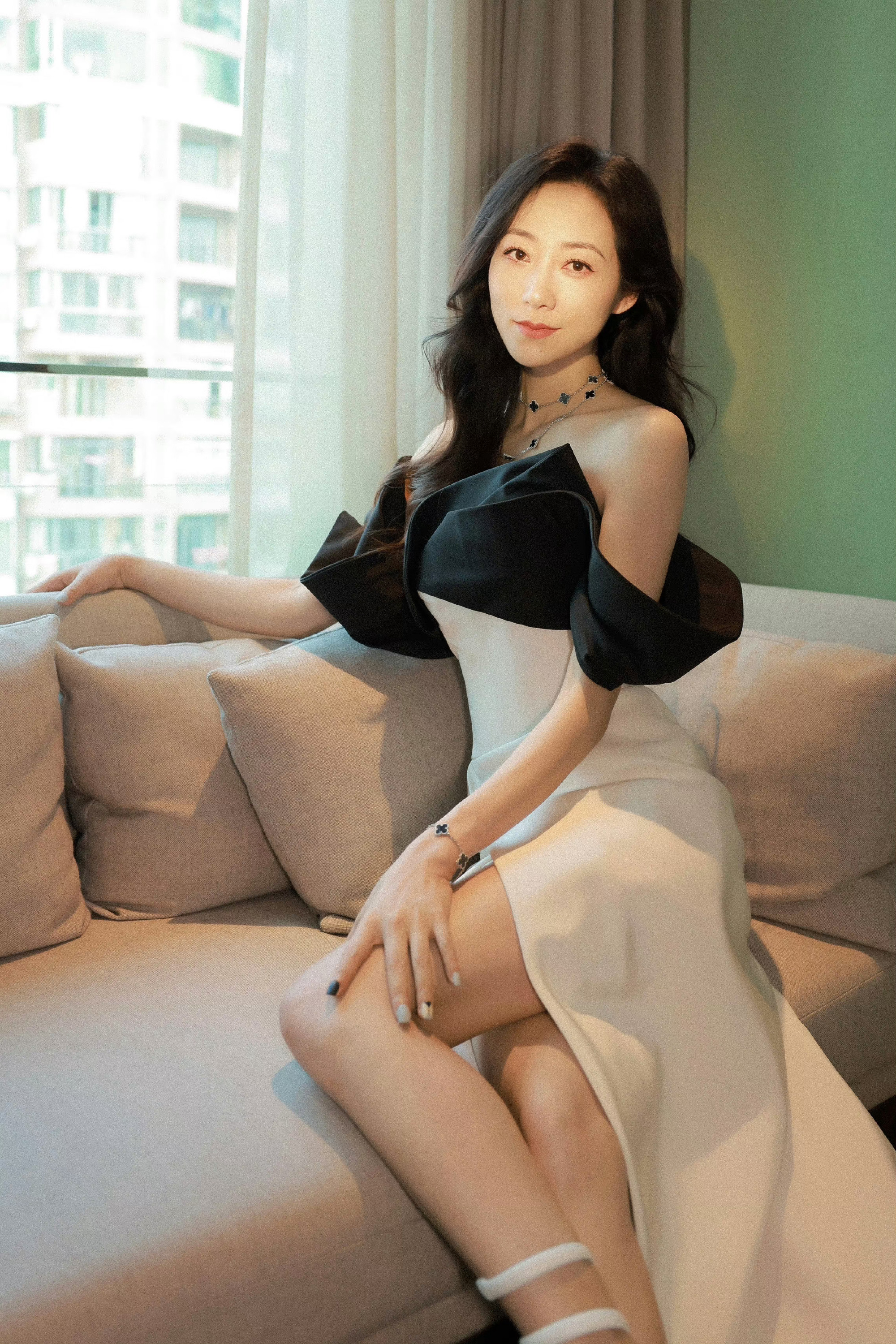 美国暴躁女rapper的背景故事美国暴躁女RAPPER，音乐界的璀璨明星-第2张图片