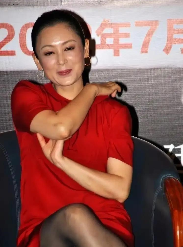 岳妇伦丰满