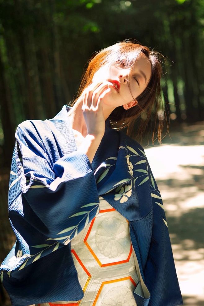 自拍网址自拍网址大全，轻松掌握自拍技巧与创意-第2张图片