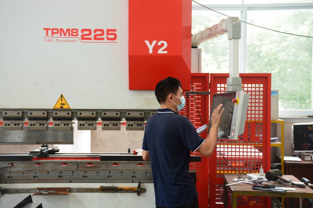 关于2024新澳特玛内部资料的深度解析-第2张图片