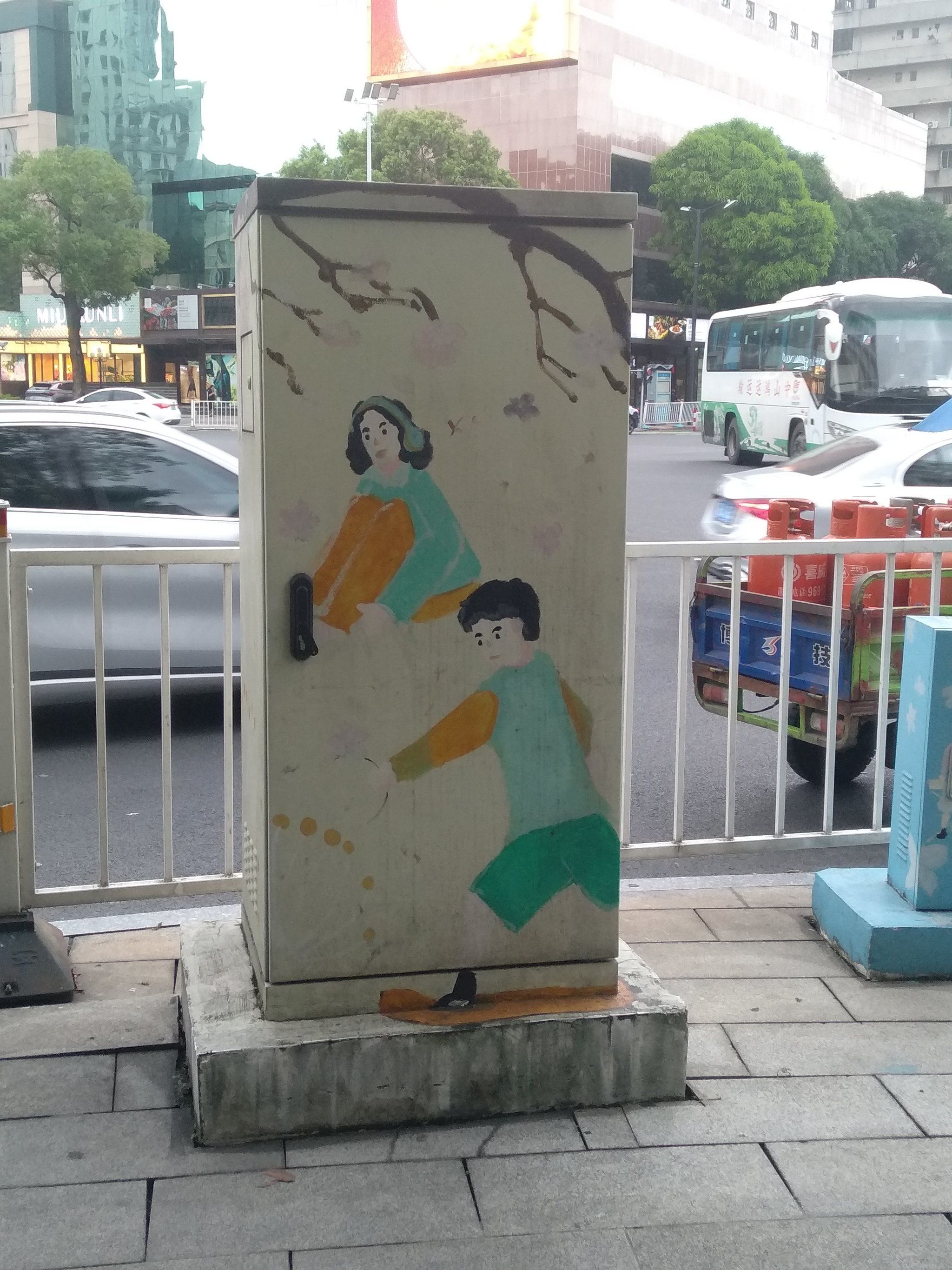 街头艺术是一座开放的城市街头艺术，城市之韵与多元表达-第1张图片