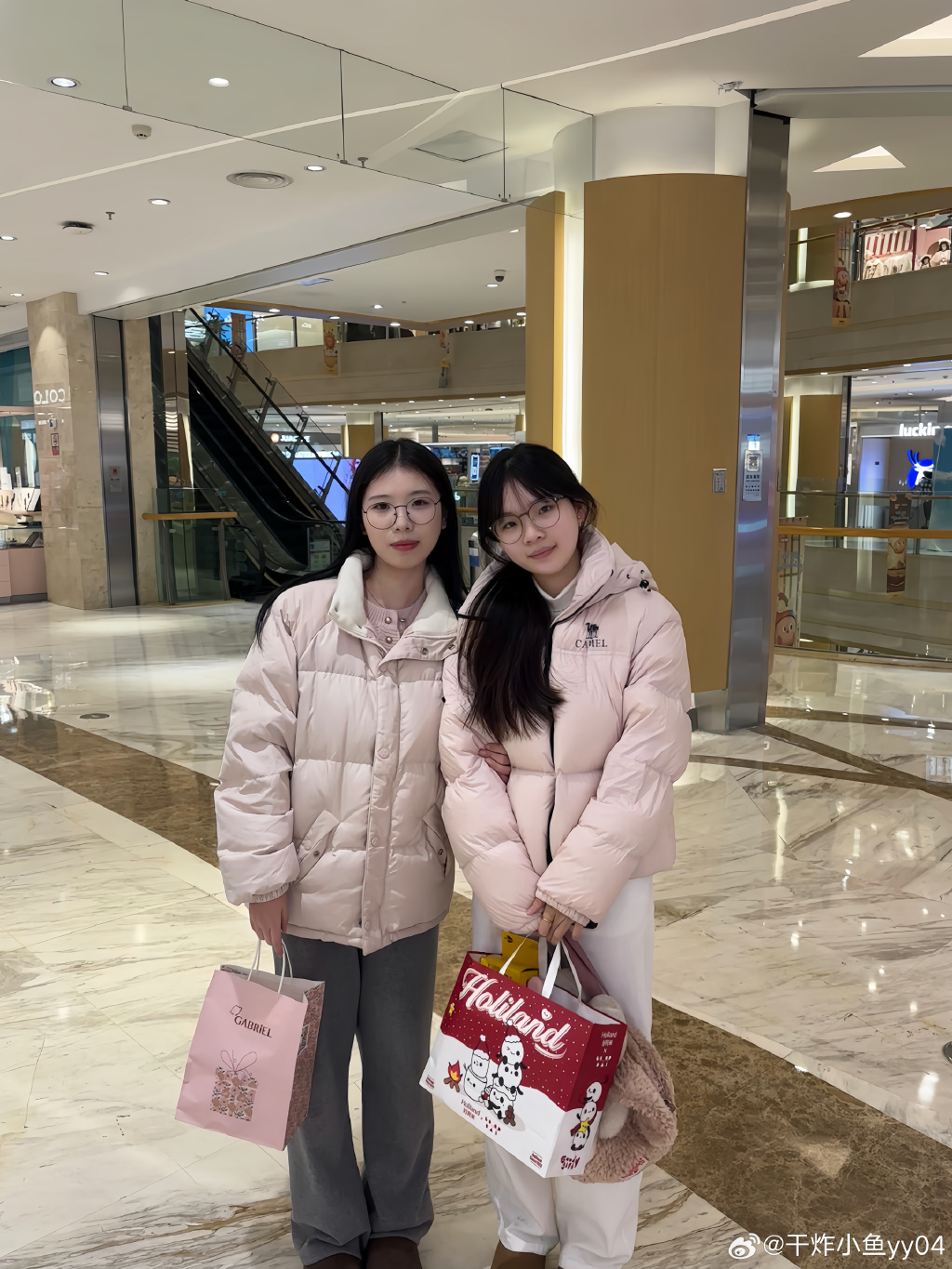 国产成 人 综合 亚洲专区约04年白嫩学生妹 - 8MAV国产成人综合，亚洲特色与本土创新