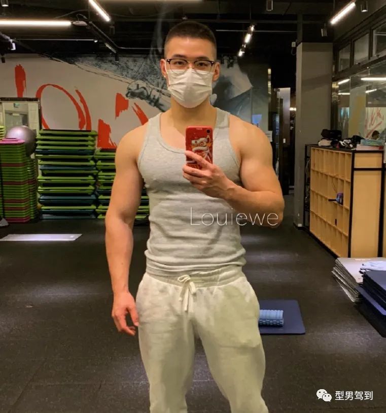 体育生小鲜肉勃起视频-第2张图片