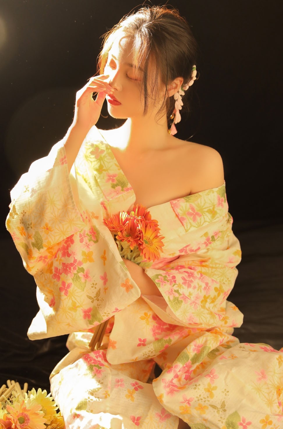 茄子丝瓜草莓芭乐向日葵未满18岁茄子丝瓜草莓芭乐向日葵未满18岁