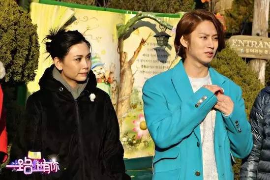 5个男人躁我一个爽五个男人的躁动之夜，释放自我，爽到极致