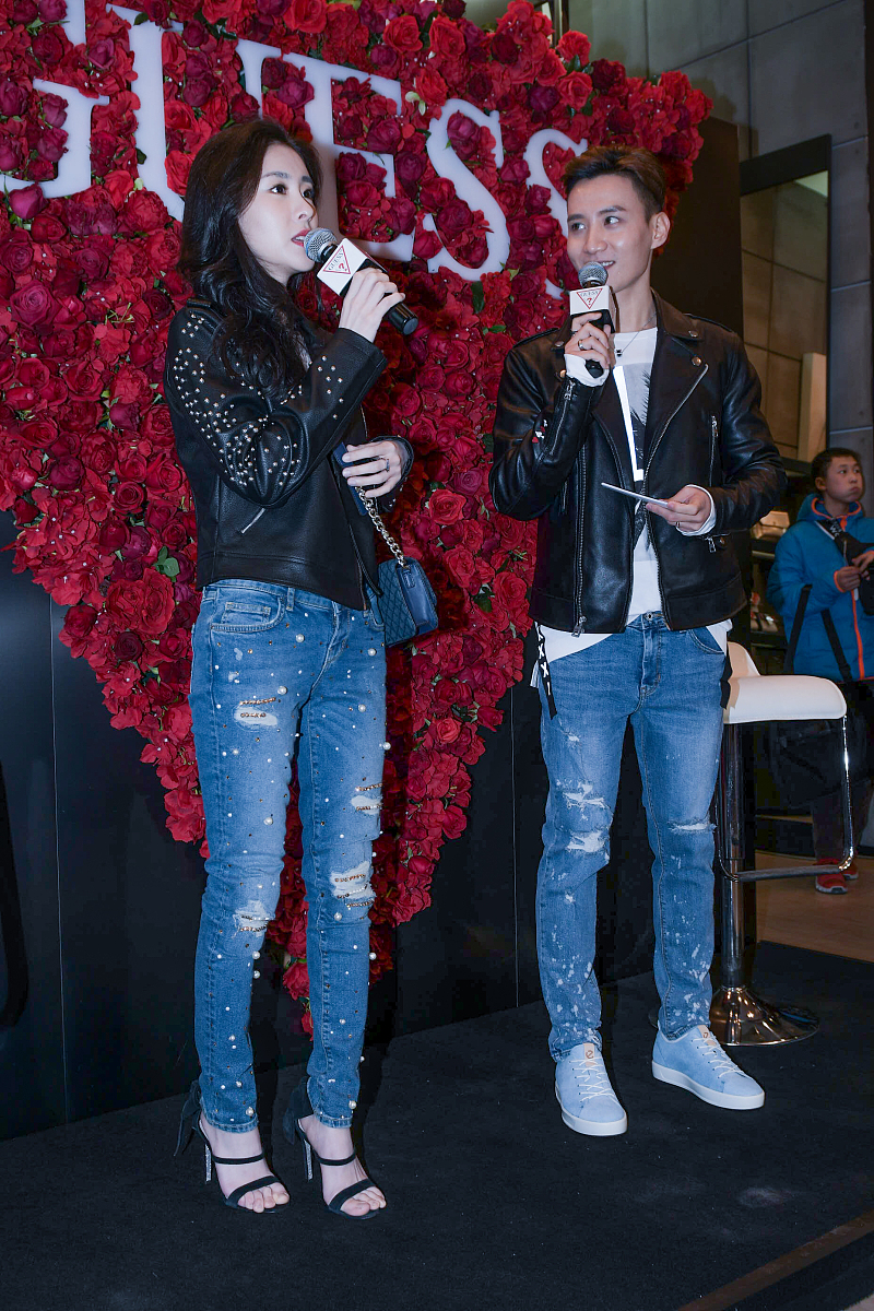 翁与小莹，情感交织的高潮24章
