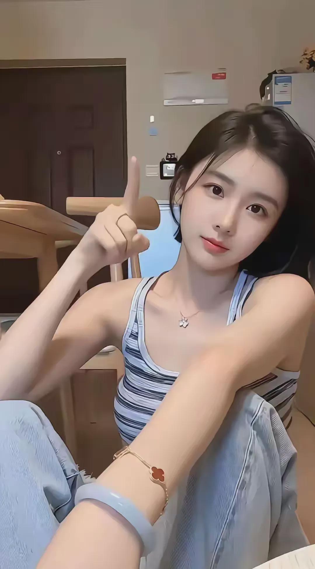 美女下部隐私无遮挡