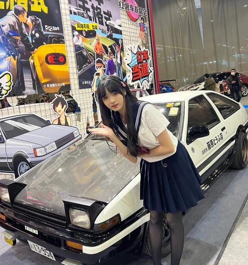qq飞车ae86和阿斯顿马丁哪个好QQ飞车AE86，复古与激情的完美结合