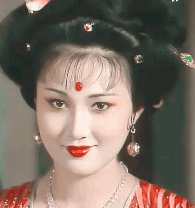 杨贵妃的后现代生活 万里素云杨贵妃的后现代生活