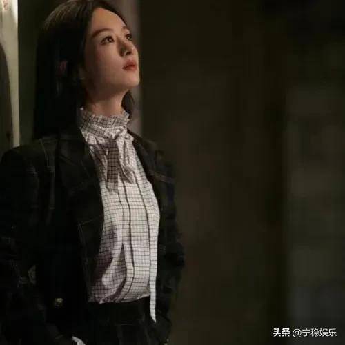 第一章，璀璨星光璀璨的传奇-第1张图片