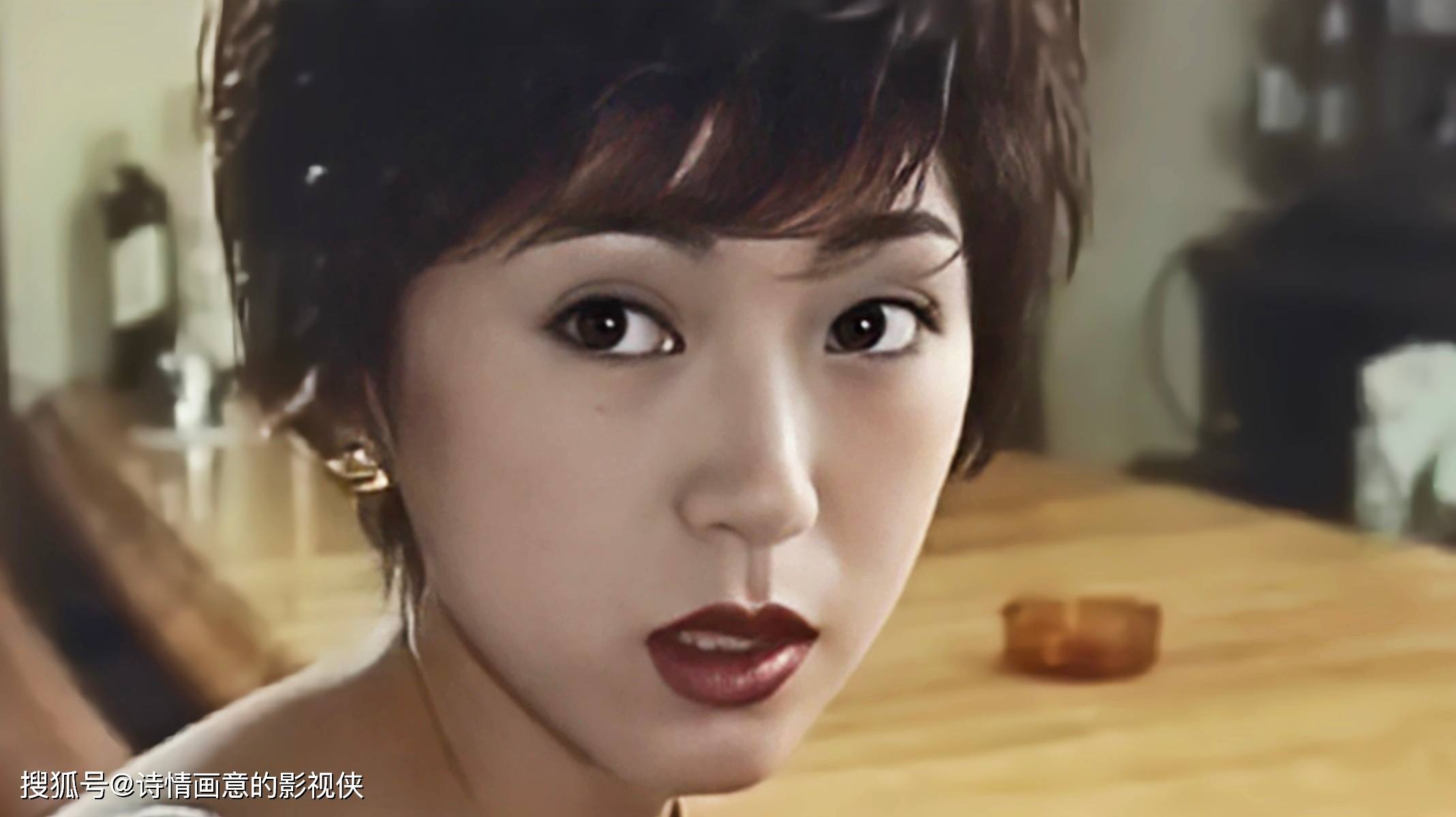 女教师的YIN乱与女同生活
