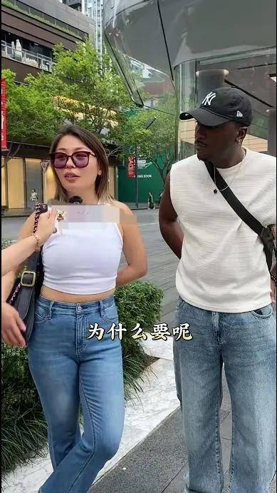 美女被黑人肆意探索-第2张图片