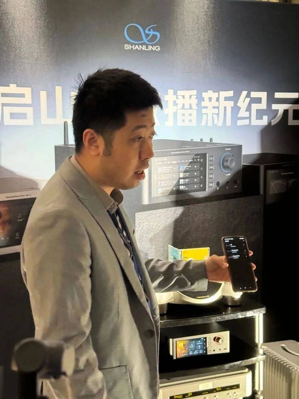 四房间播播四房间播播，探索直播新纪元-第3张图片
