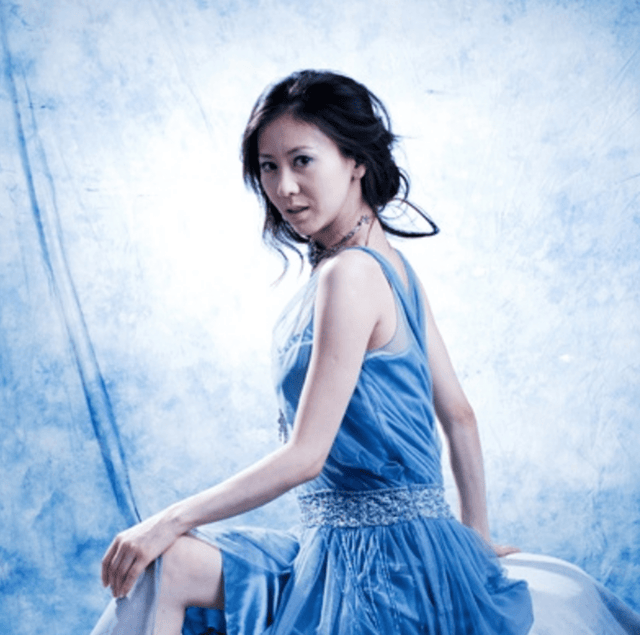 汤芳写真汤芳写真，艺术与真实的完美融合