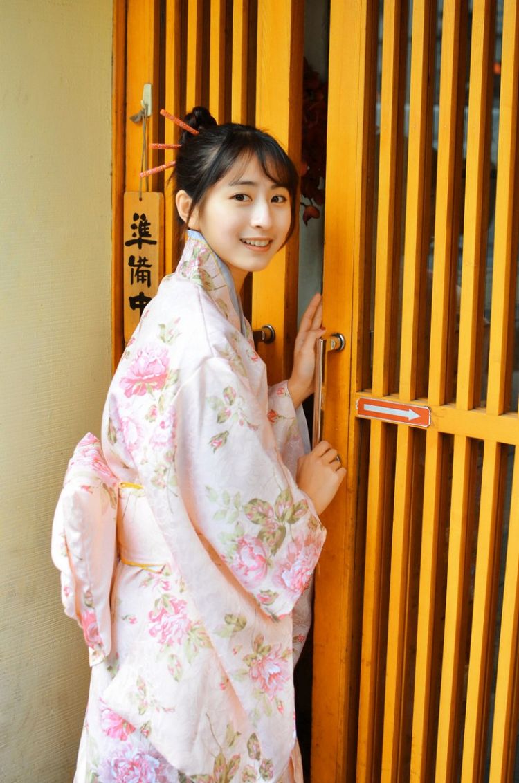 亚洲精品久久国色天香