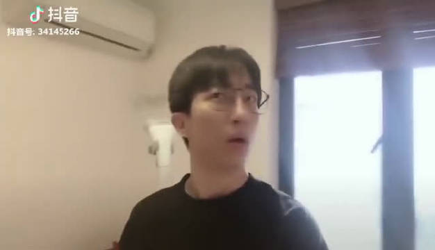 没带罩子让他C了一节没带罩子让他C了一节