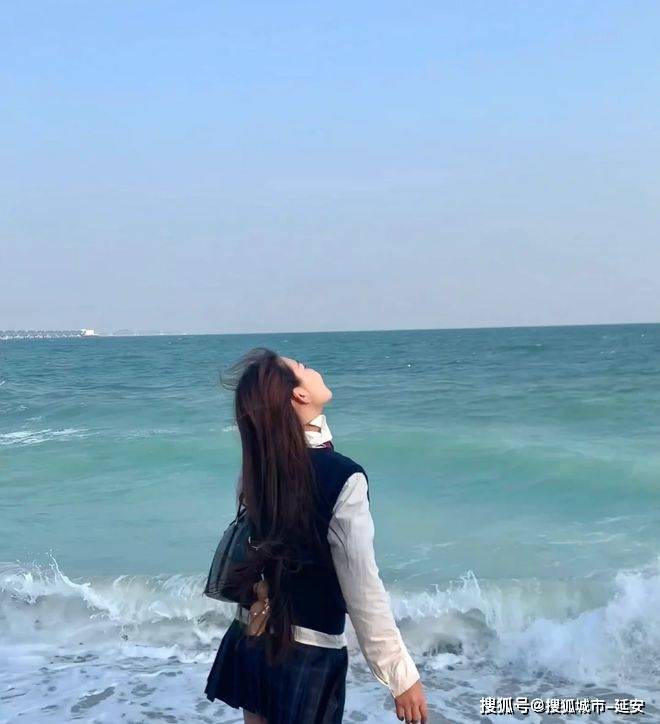 两个人免费视频在线观看直播-第2张图片