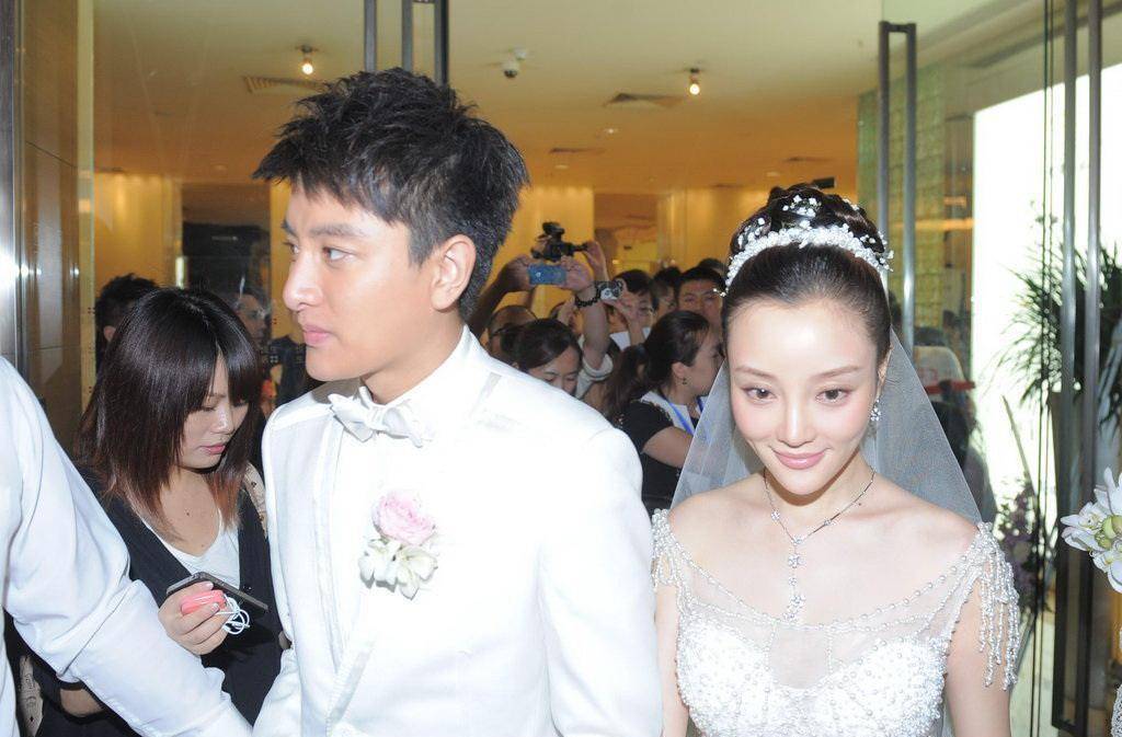 绿帽夫妻婚姻协议细则最刺激的绿帽交换夫妇小说-第1张图片