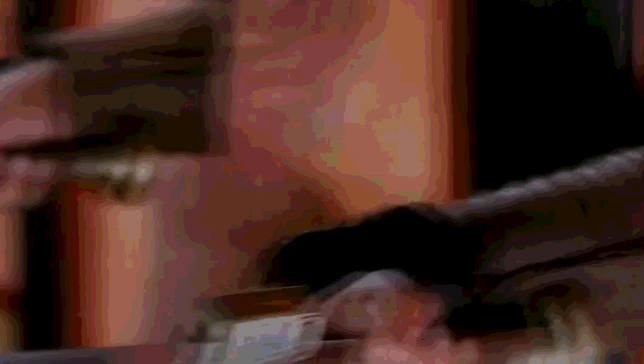 再深点灬舒服灬太大了添动视频再深点，舒服极了，视频中的大世界