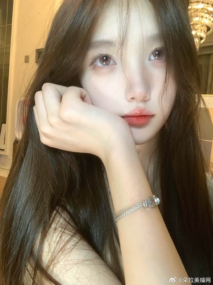 mm嫩bmm嫩b，青春的绽放与探索