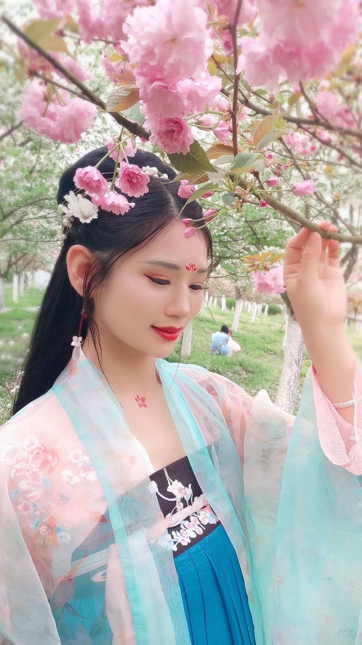 丁香五月综合缴情月-第1张图片
