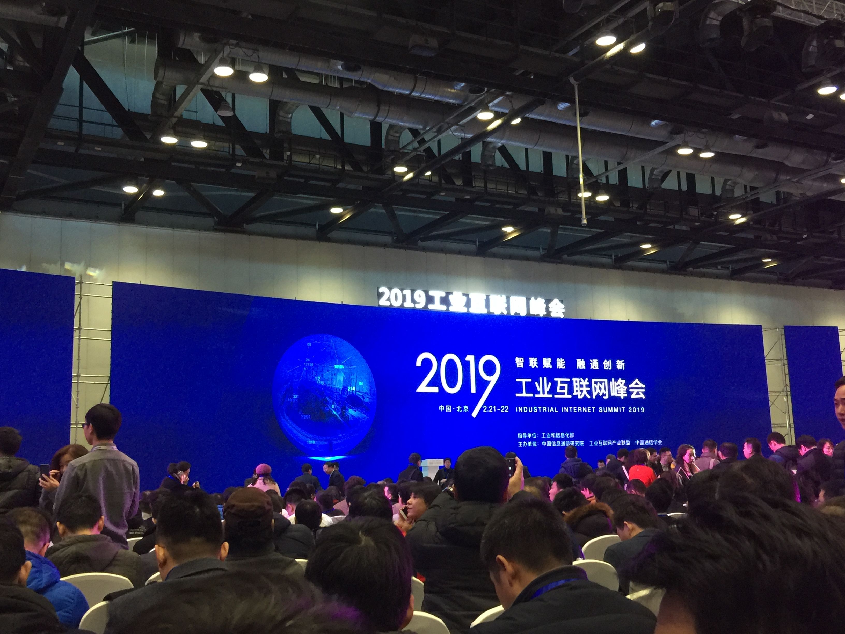 2025年正版资料免费大全2024新澳天天彩免费资料大放送