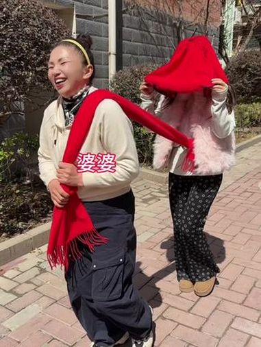 我的好儿媳妇满足了我-第1张图片