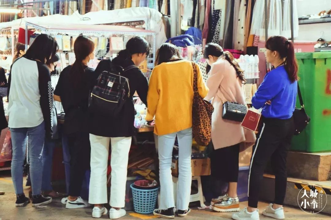 品色成人，探索成人世界的多元色彩-第3张图片