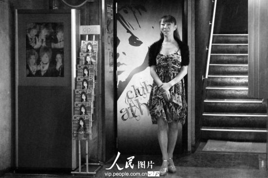 上海人妖微信号大全上海人妖现象，多元文化下的独特风景