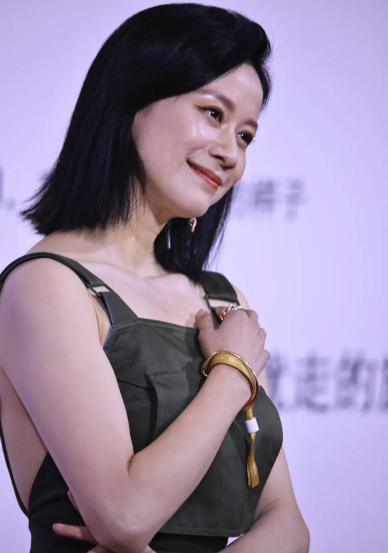 搡老女人，岁月痕迹下的温情