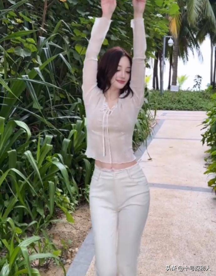 李小璐21秒视频图片揭秘-第1张图片