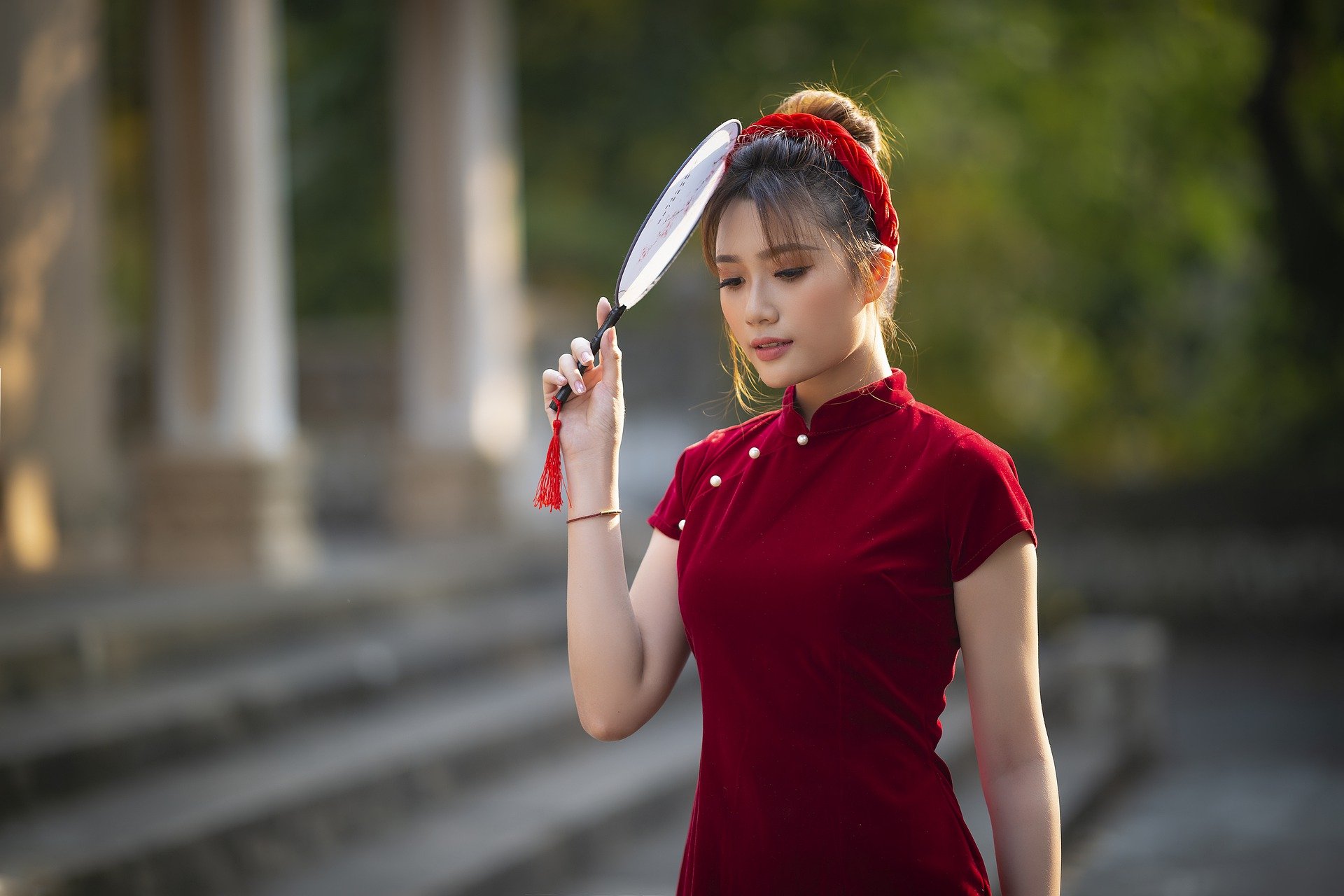 美女作揖图片美女做僾过程图片