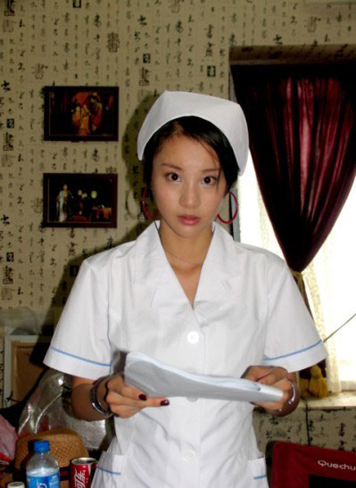 清纯亮丽的跳脚女孩视频清纯亮丽跳脚女孩-第1张图片