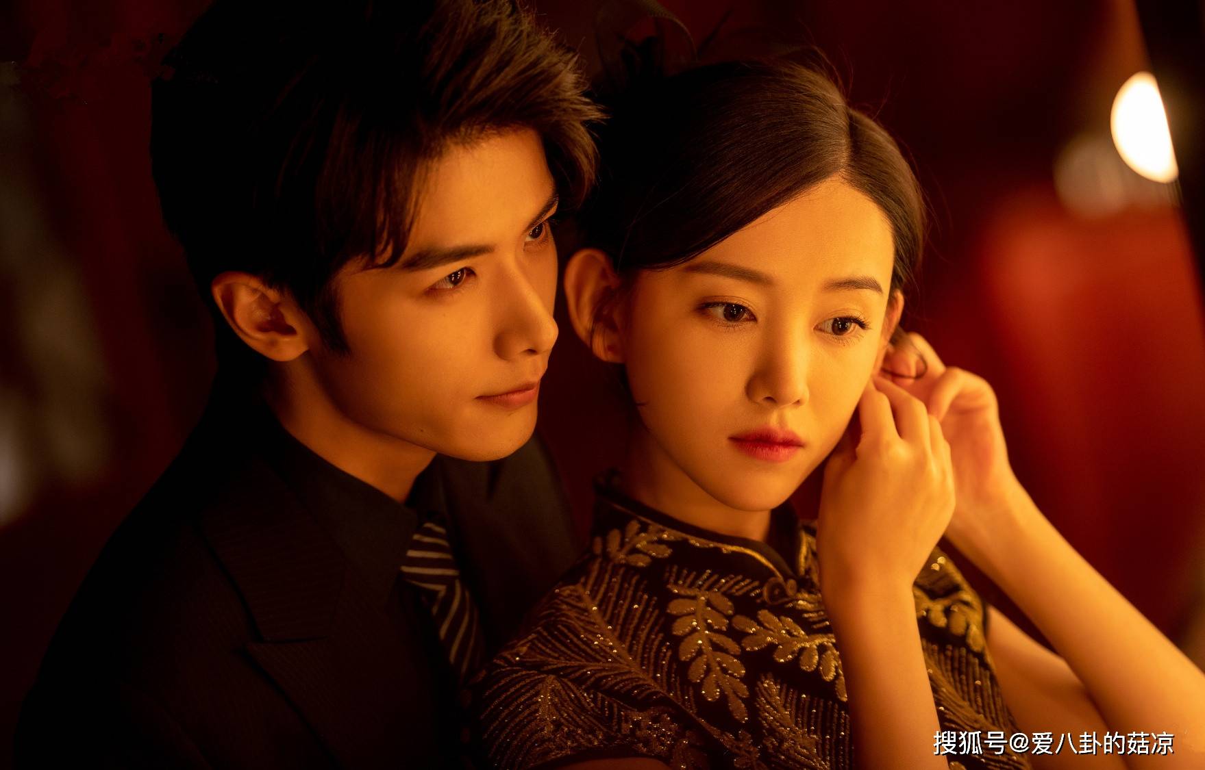 男的和女的一起那个叫什么的视频男女一起怼怼怼，视频背后的故事-第1张图片