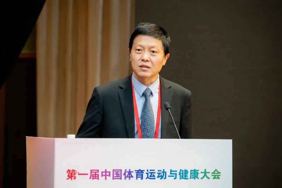 九草网免费在限九草网，探索健康与科技的融合之路-第1张图片