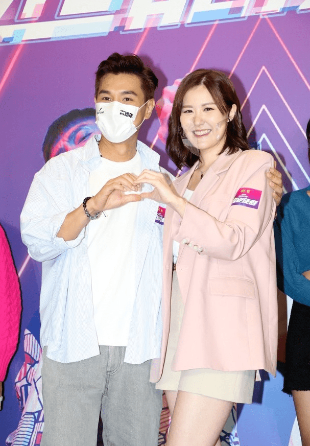 一女泻多男一女一桶